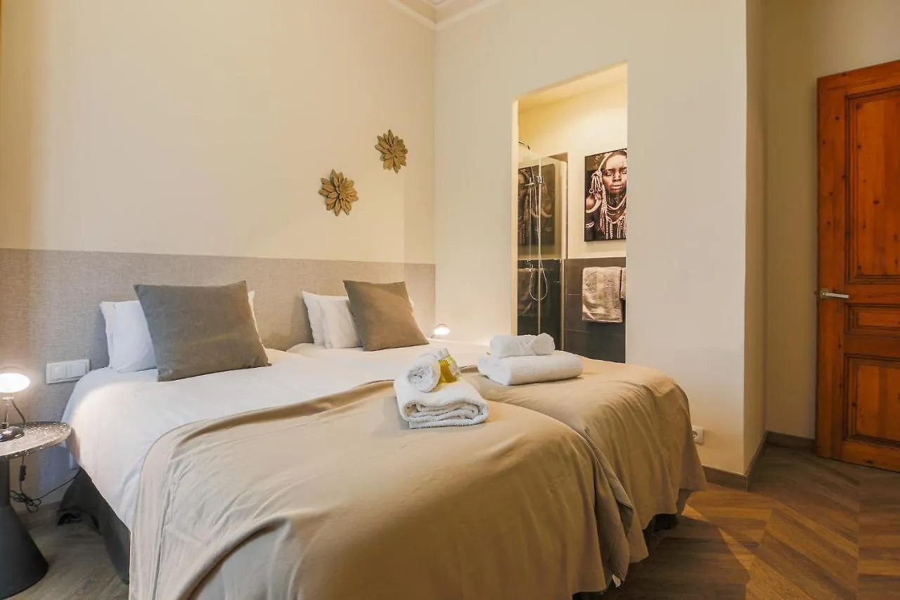 Avinyo 2 Gotic - Spacious Loft In Gothic Quarter! 바르셀로나 아파트